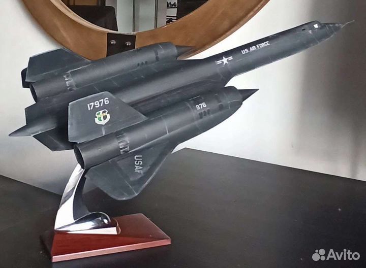SR-71 blackbird масштаб 1/72