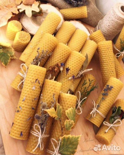 Свечи из вощины с травами ручной работы