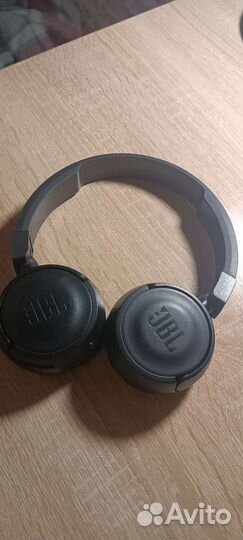 Беспроводные наушники JBL T450BT