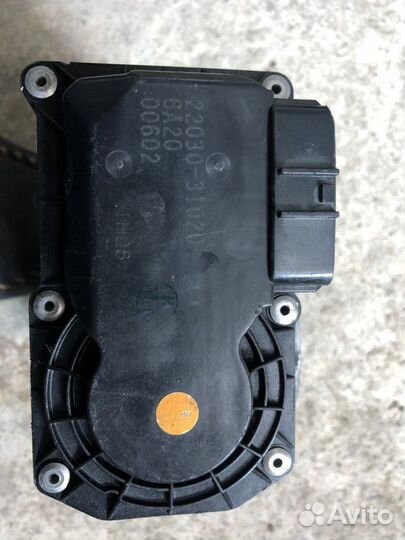 Дроссельная заслонка Lexus Is 200