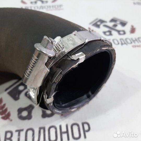 Патрубок интеркулера левый Audi Q5 8R cmga 2011