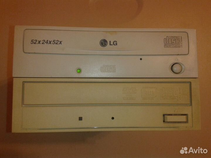Привод DVD R/RW и CD-R/RW