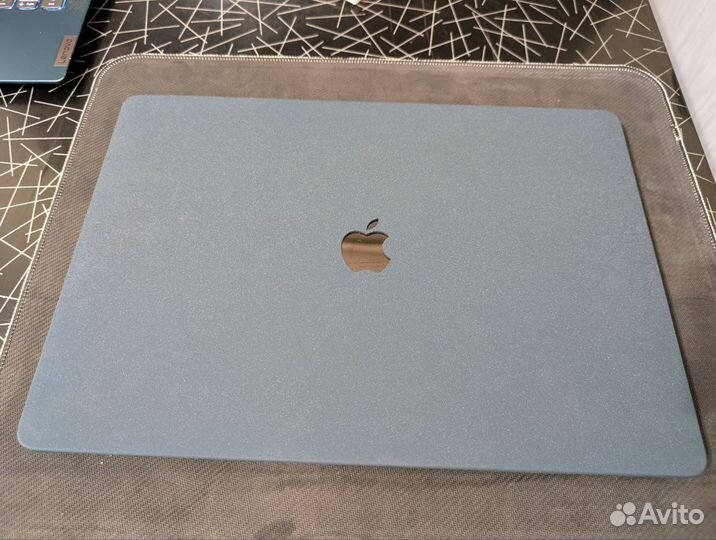 Macbook pro 16 2019 16gb/i7