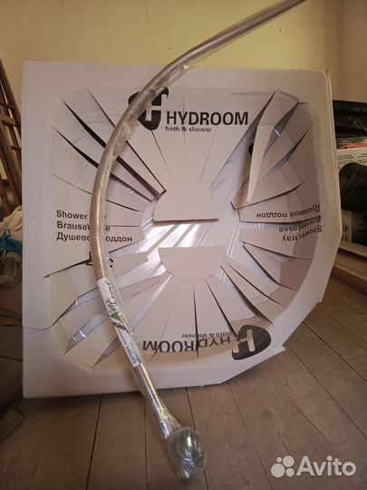 Душевой поддон 90х90 с дугой