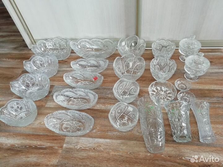Новые хрустальные вазы, салатники