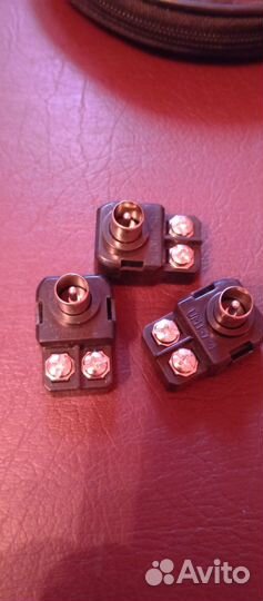 Штекер антенный новый UMT 7-4