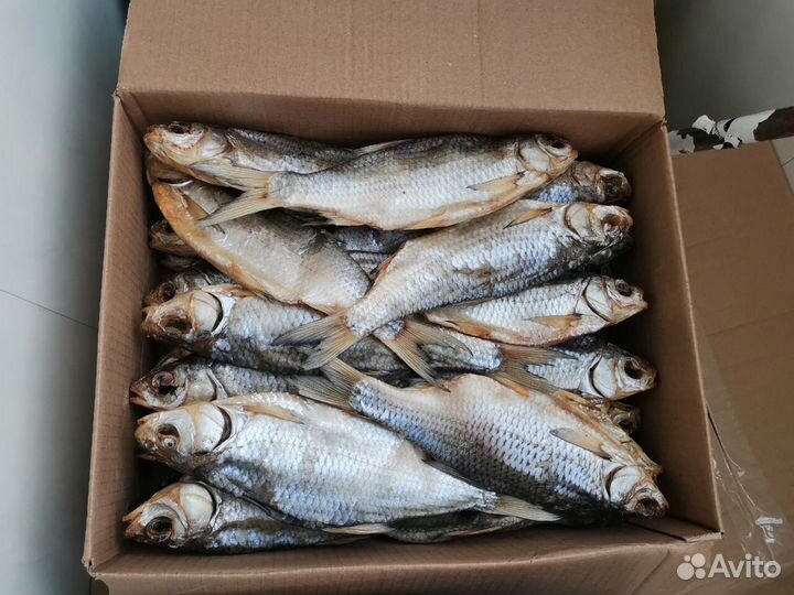 Вобла с икрой Москва