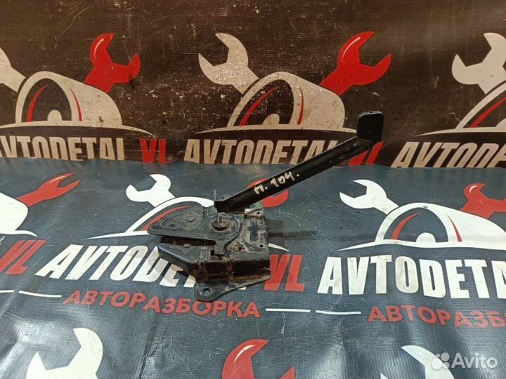 Замок капота Kia Sorento BL D4CB 2002