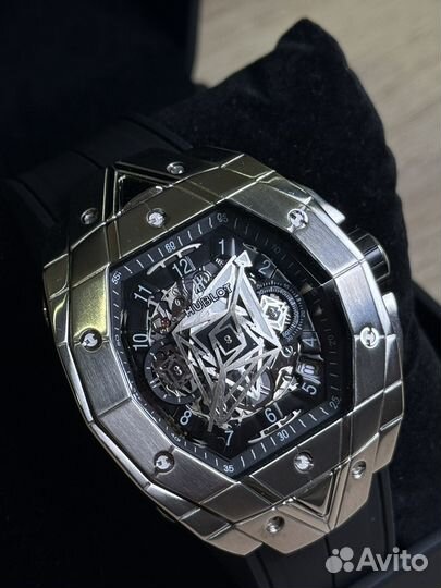 Часы Hublot