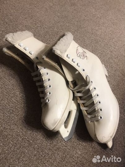 Коньки фигурные