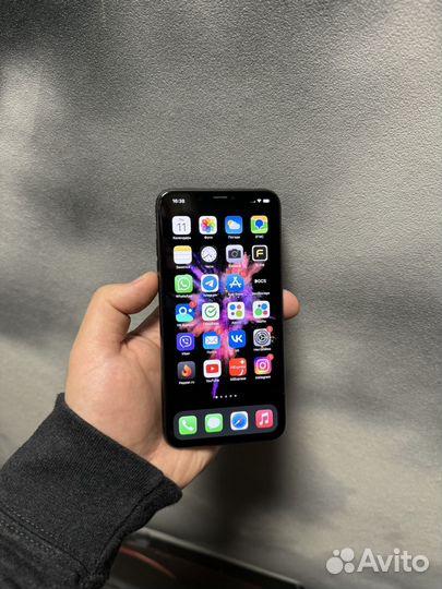 iPhone Xs Max, 64 ГБ