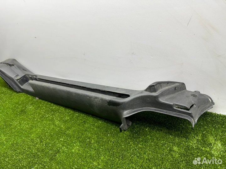 Направляющая шторки багажника Opel Astra