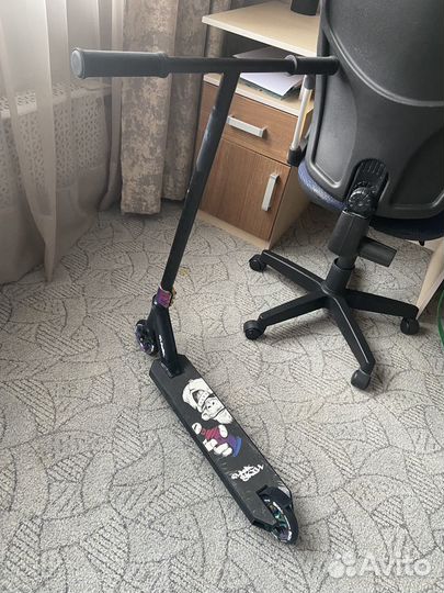 Трюковой самокат