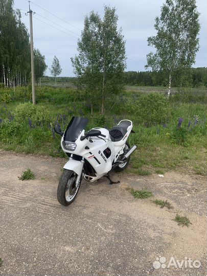 Suzuki gsx600f
