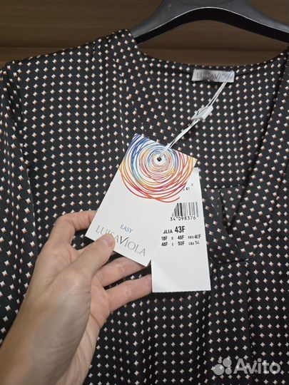 Блузка от Luisa Viola р. 52 54 атлас Италия