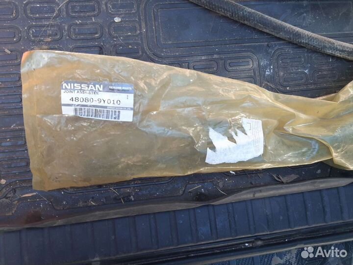 Рулевой вал, кардан Nissan 48080-9Y010
