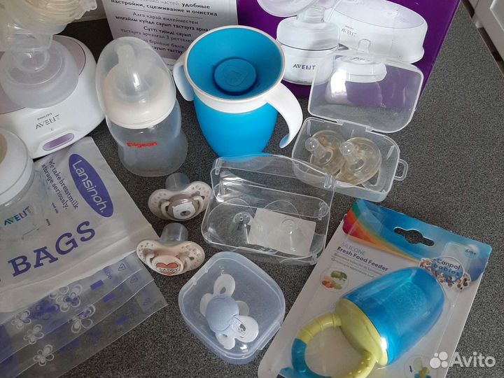 Молокоотсос Philips Avent +всё для кормления