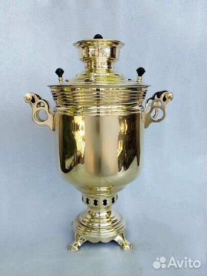 Старинный самовар на углях, в пользование