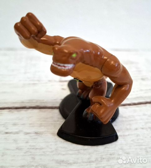 Коллекционная фигурка Ben 10 гумангозавр Cartoon