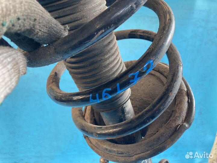 Амортизатор передний левый для Hyundai Santa Fe