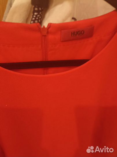 Платье hugo boss 48