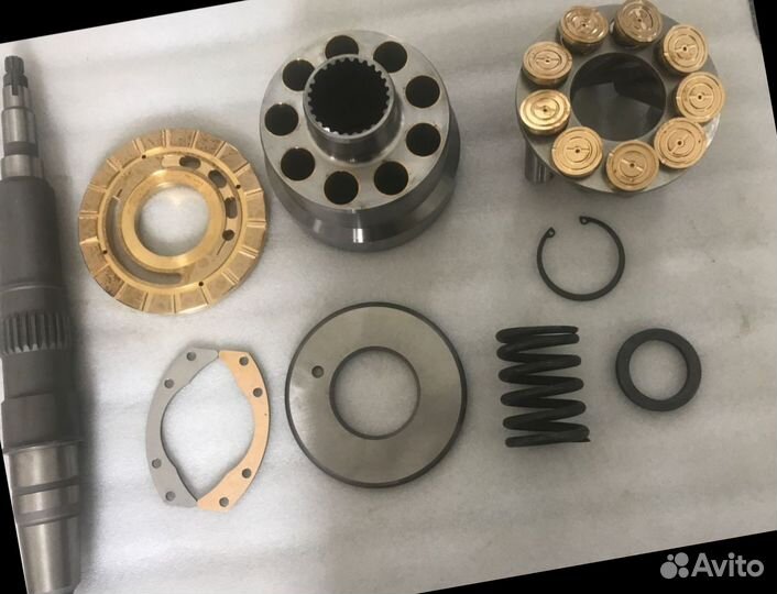 Hitachi zx210w блок поршней