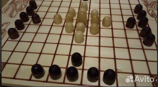 Настольная игра Хнефатафл (Тавлеи)