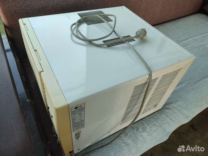 Оконный кондиционер LG W07LC