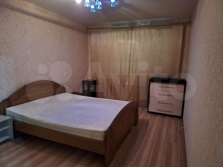 3-к. квартира, 79 м², 4/4 эт.