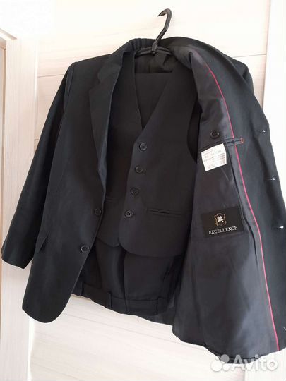 Школьная форма на мальчика 146/152/160 и др