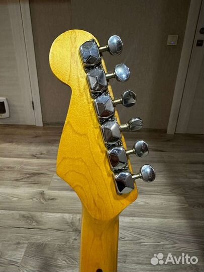 Электро гитара fender stratocaster
