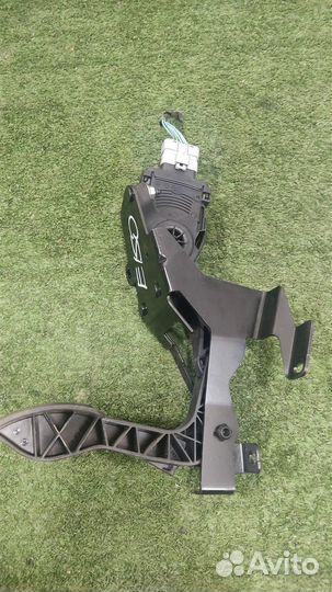 Педаль газа электронная Peugeot Expert 2010