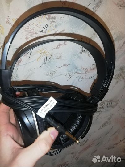 Мониторные наушники Audio-Technica ATH-AVC200(EX)