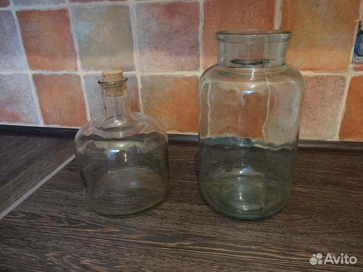 2 старинные бутылки