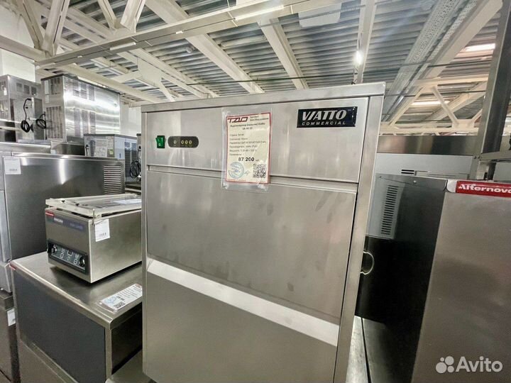 Ледогенератор для бара