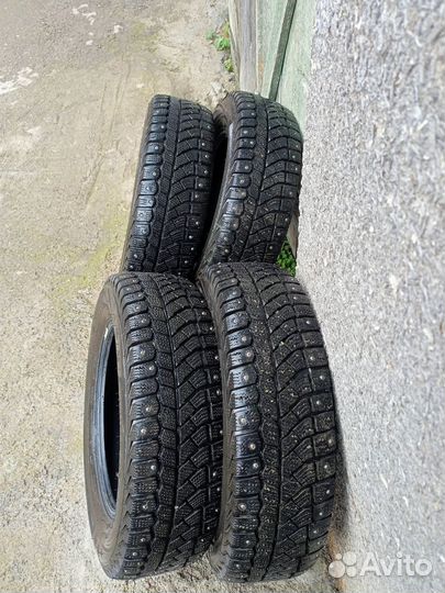 Viatti Brina Nordico V-522 175/65 R14 82T