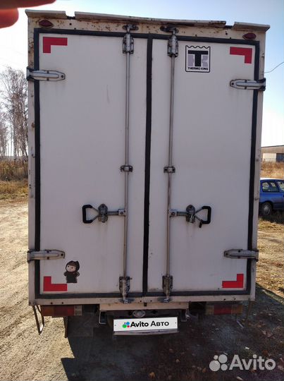 Mitsubishi Fuso Canter изотермический, 1997