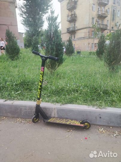 Трюковой самокат