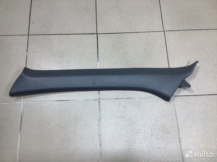 Обшивка стойки передней левой передняя левая