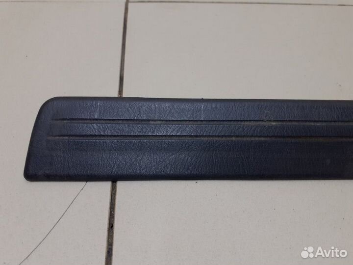 Накладка на порог (внутренняя) передняя левая