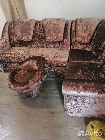 Угловой диван