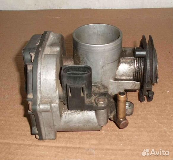 Заслонка дроссельная VW Golf 3/Cordoba 1.4 - 1.6