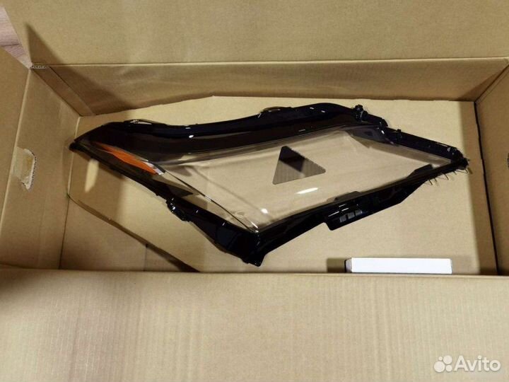 Стекло фары Lexus Rx 4