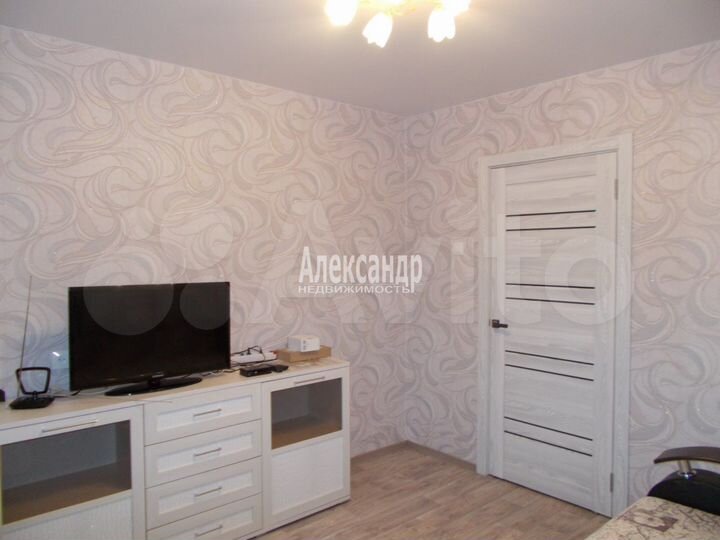 2-к. квартира, 44 м², 9/9 эт.