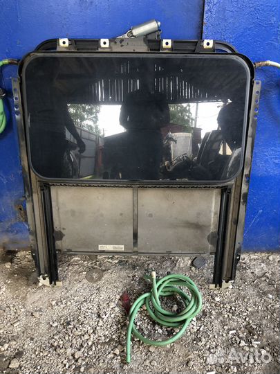 Люк Volkswagen Touareg 1