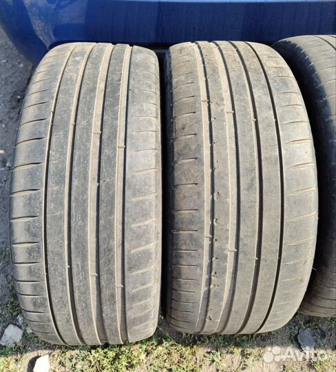 Michelin Pilot Sport 4 225/45 R17 94Y