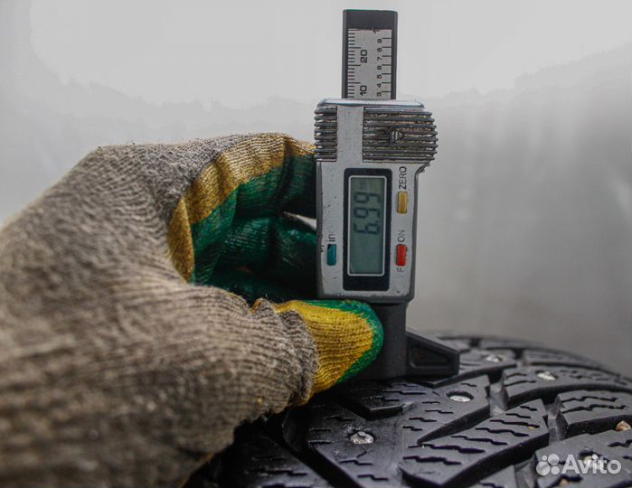 Nokian Tyres Hakkapeliitta 8 225/55 R17 101T