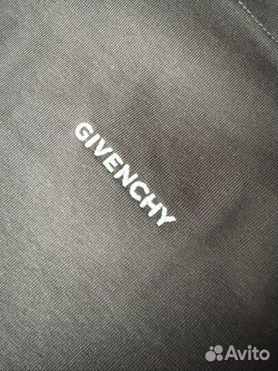 Футболка мужская givenchy