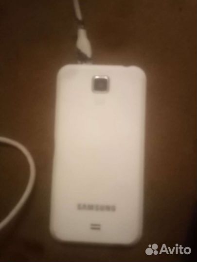 Телефон Samsung