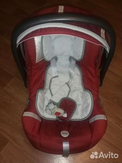 Автокресло inglesina Huggy Multifix